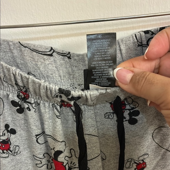 Disney Gray Mickey Mouse Pajamas in Sz XL - Picture 11 of 12